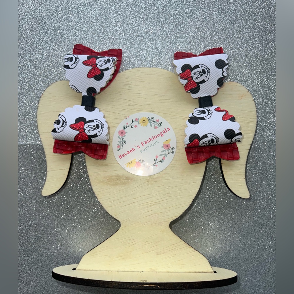 Mickey Mouse and Minnie Mouse faux leather hair bows with metal alligator clip
